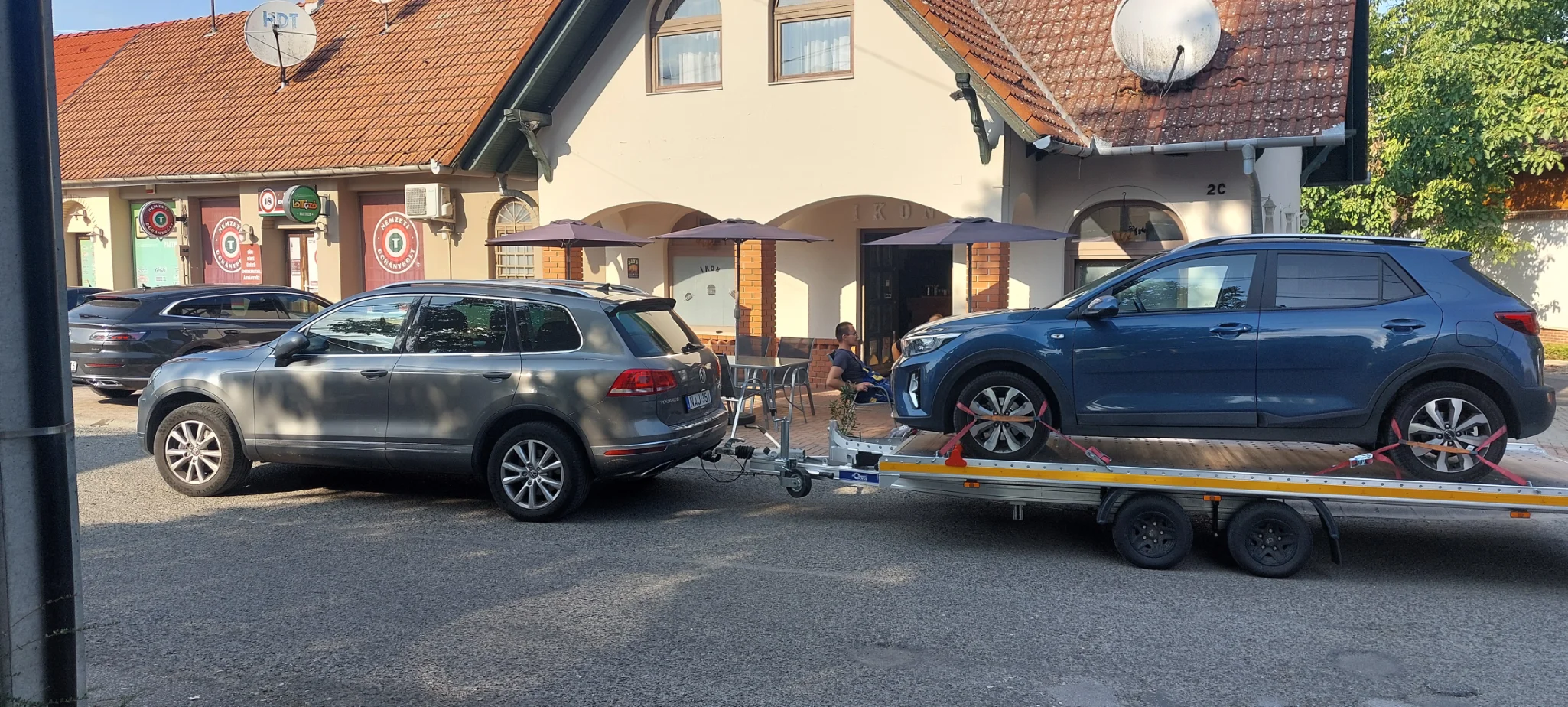 Autómentő szolgáltatás külföldön, gyors segítség autóbaleset vagy műszaki hiba esetén.